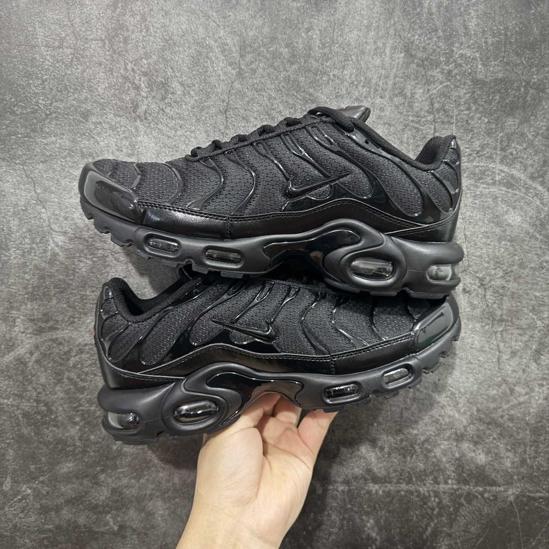 Nike Sneakers SH528125