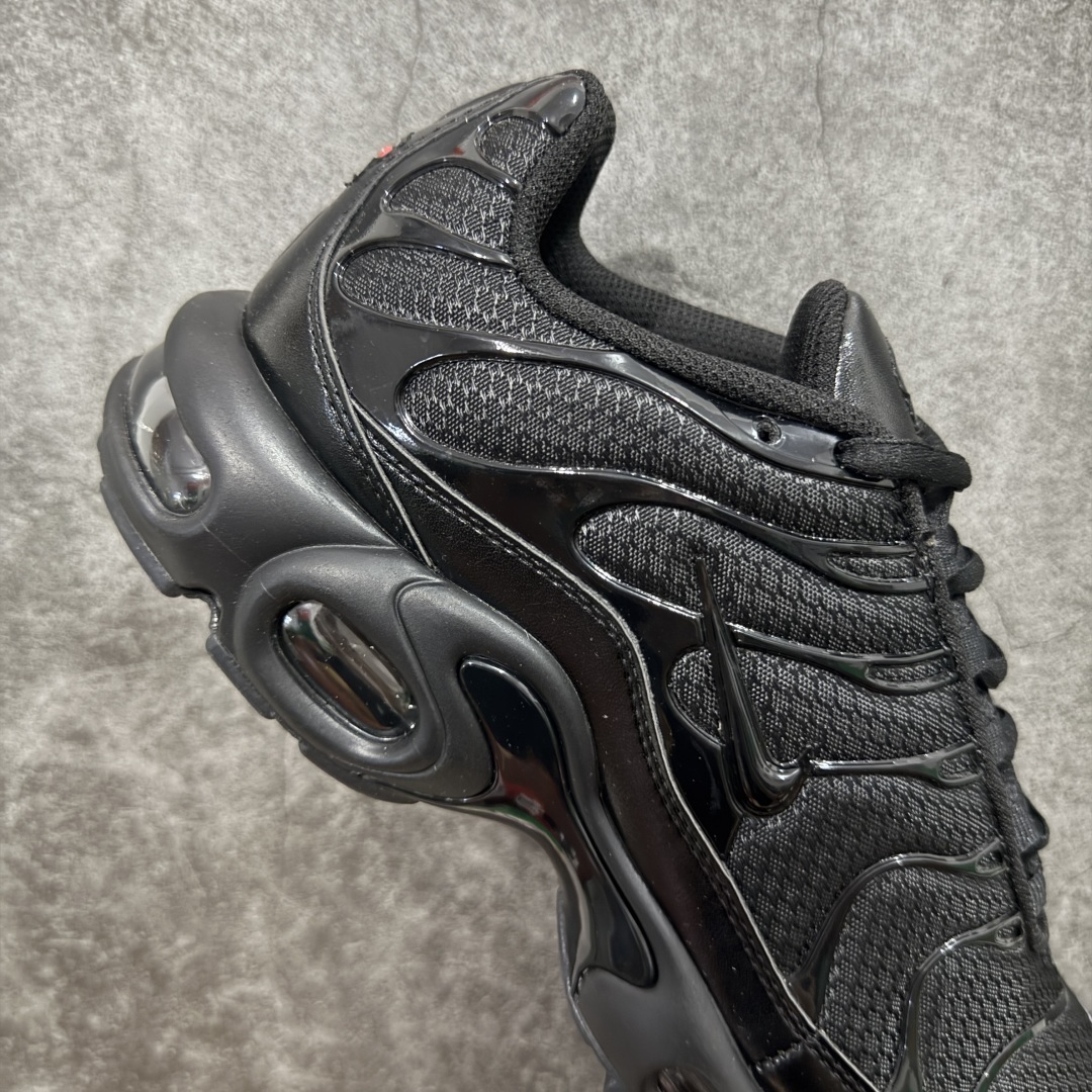 Nike Sneakers SH528125