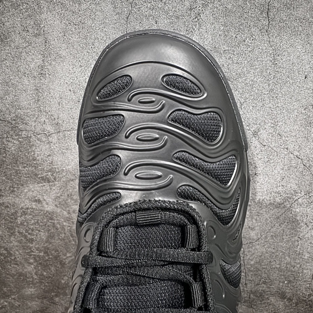 Nike Sneakers SH528131
