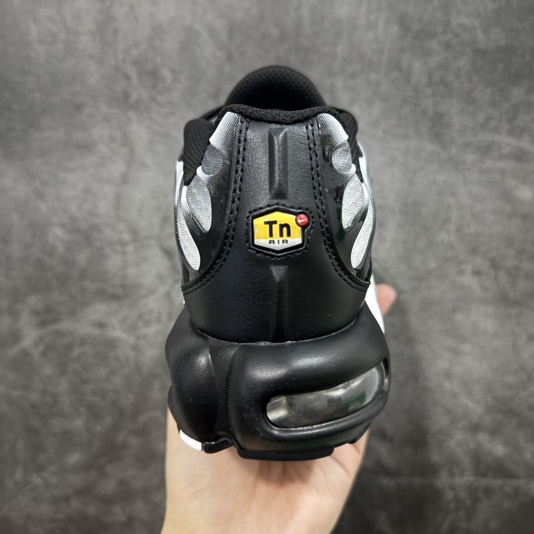 Nike Sneakers SH528126