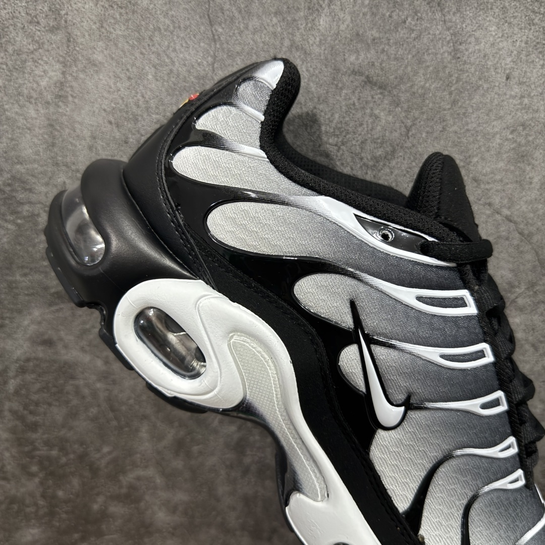 Nike Sneakers SH528126