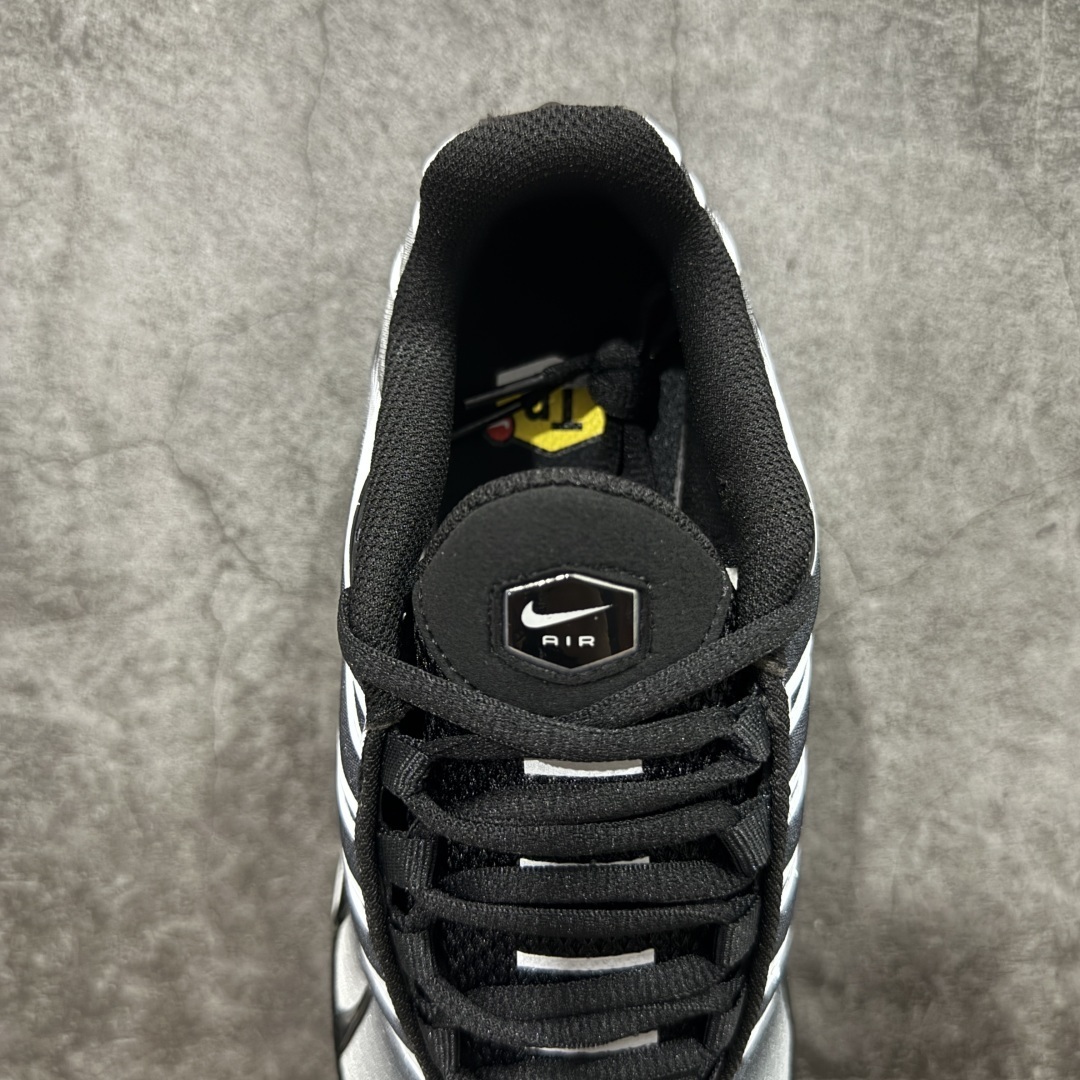 Nike Sneakers SH528126