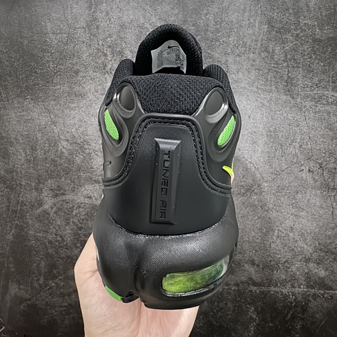 Nike Sneakers SH528127