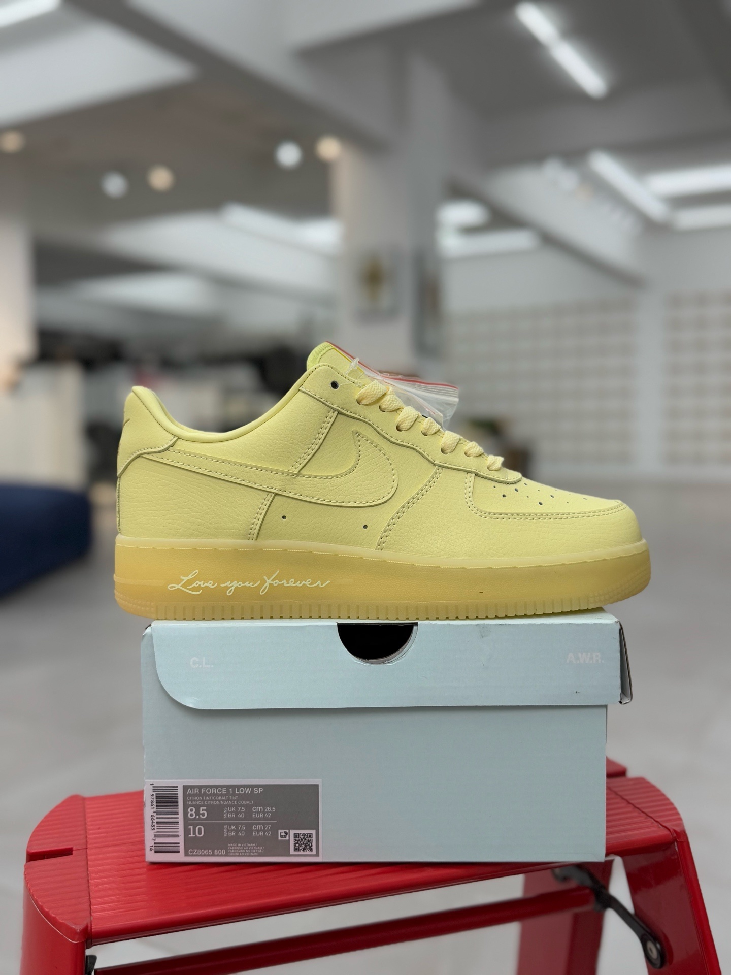 Nike Sneakers SH528002