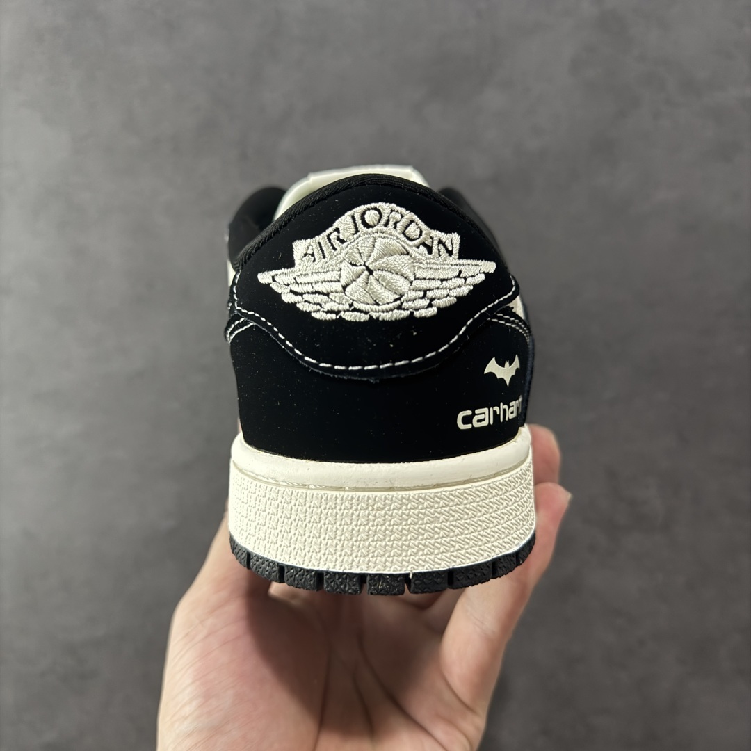 Jordan Sneakers SH528240