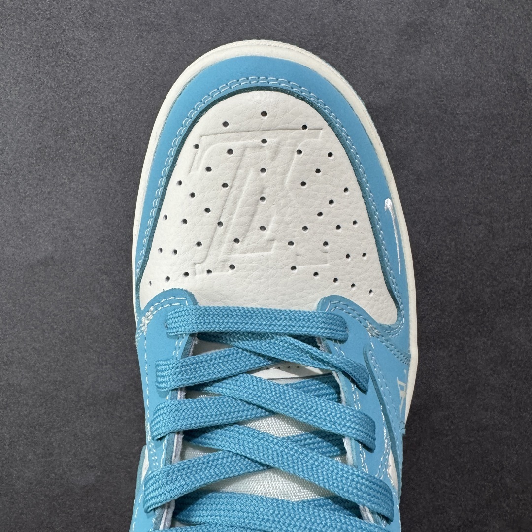 Jordan Sneakers SH528242