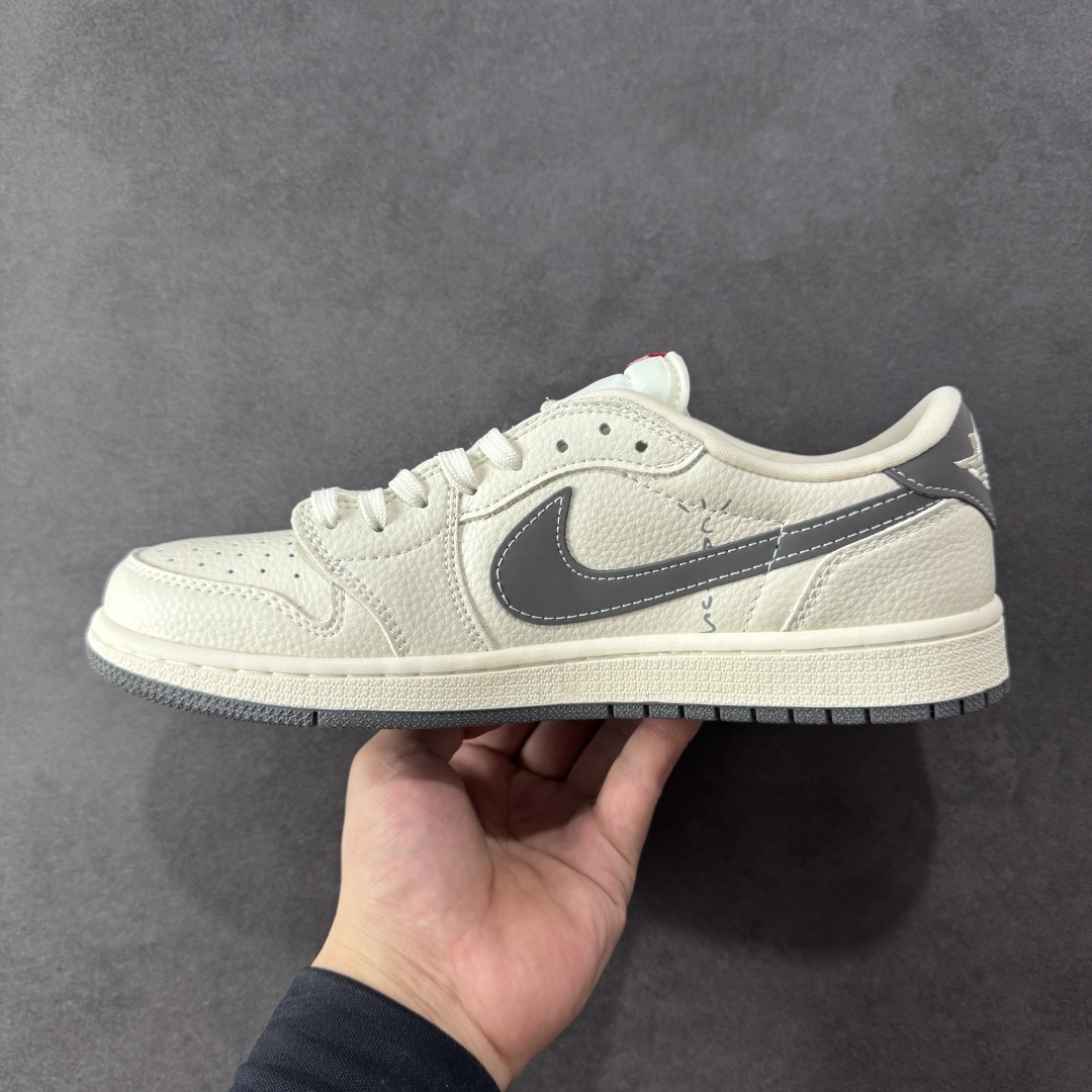 Jordan Sneakers SH528241