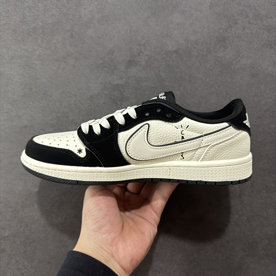 Jordan Sneakers SH528245