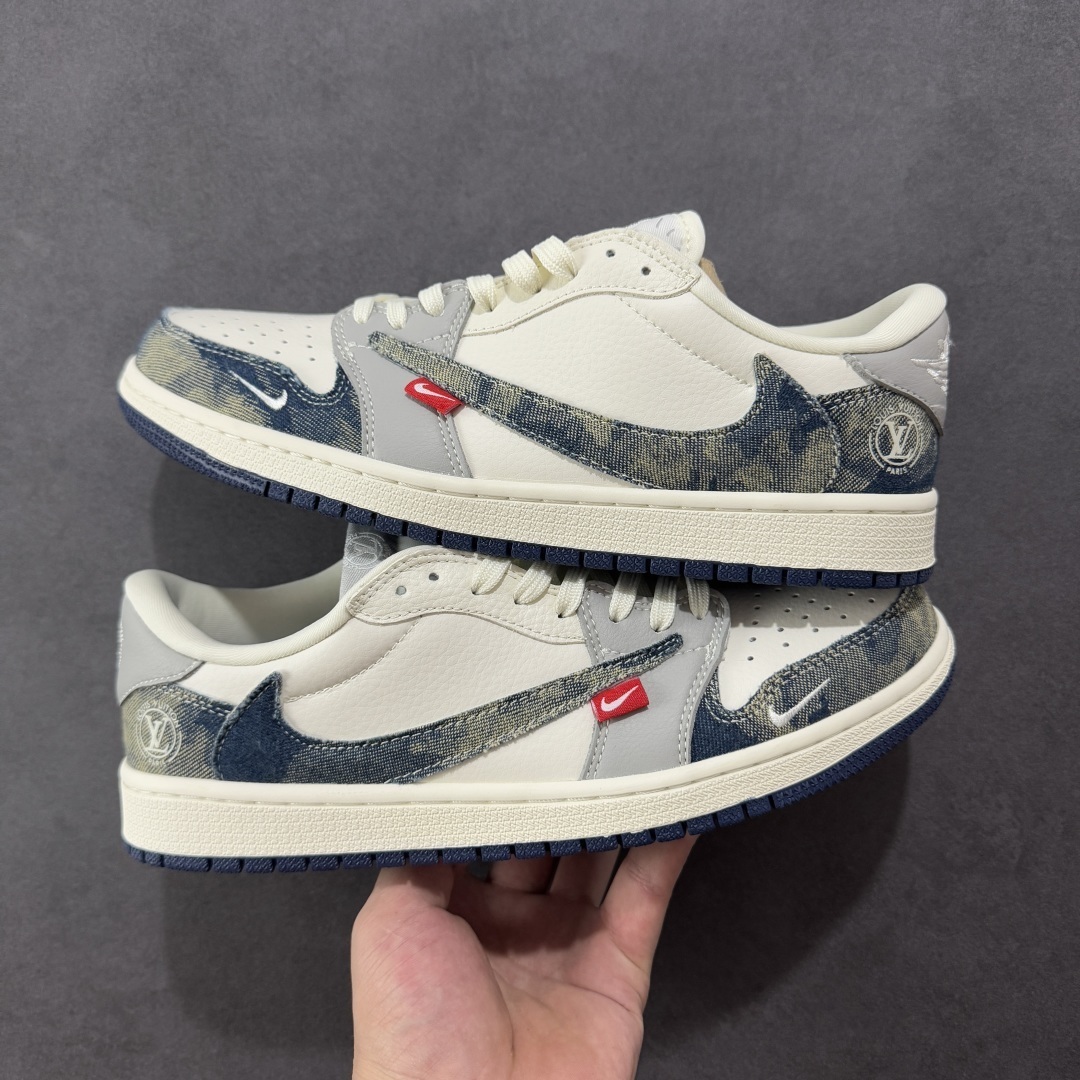Jordan Sneakers SH528228
