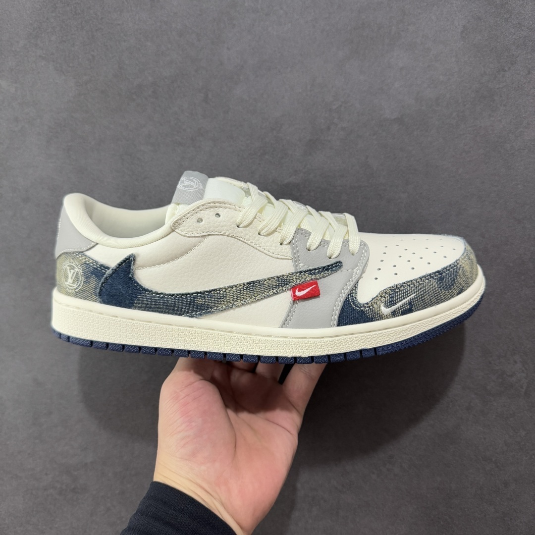 Jordan Sneakers SH528228