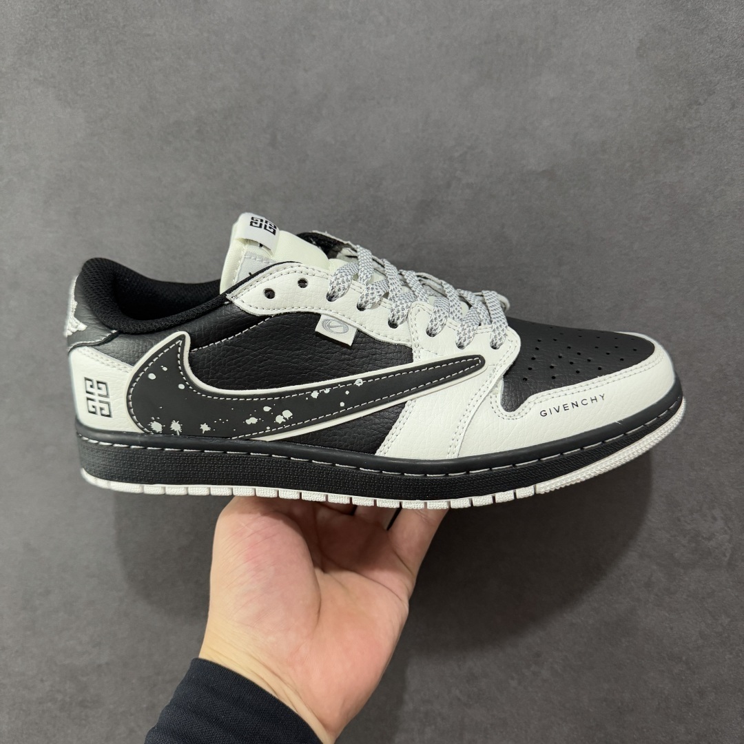 Jordan Sneakers SH528229