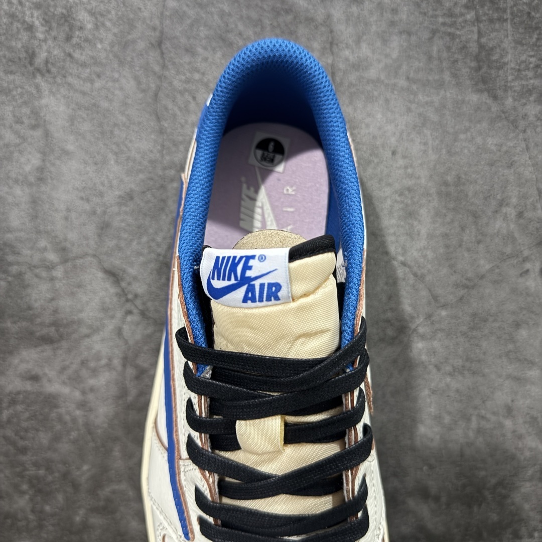Jordan Sneakers SH528231