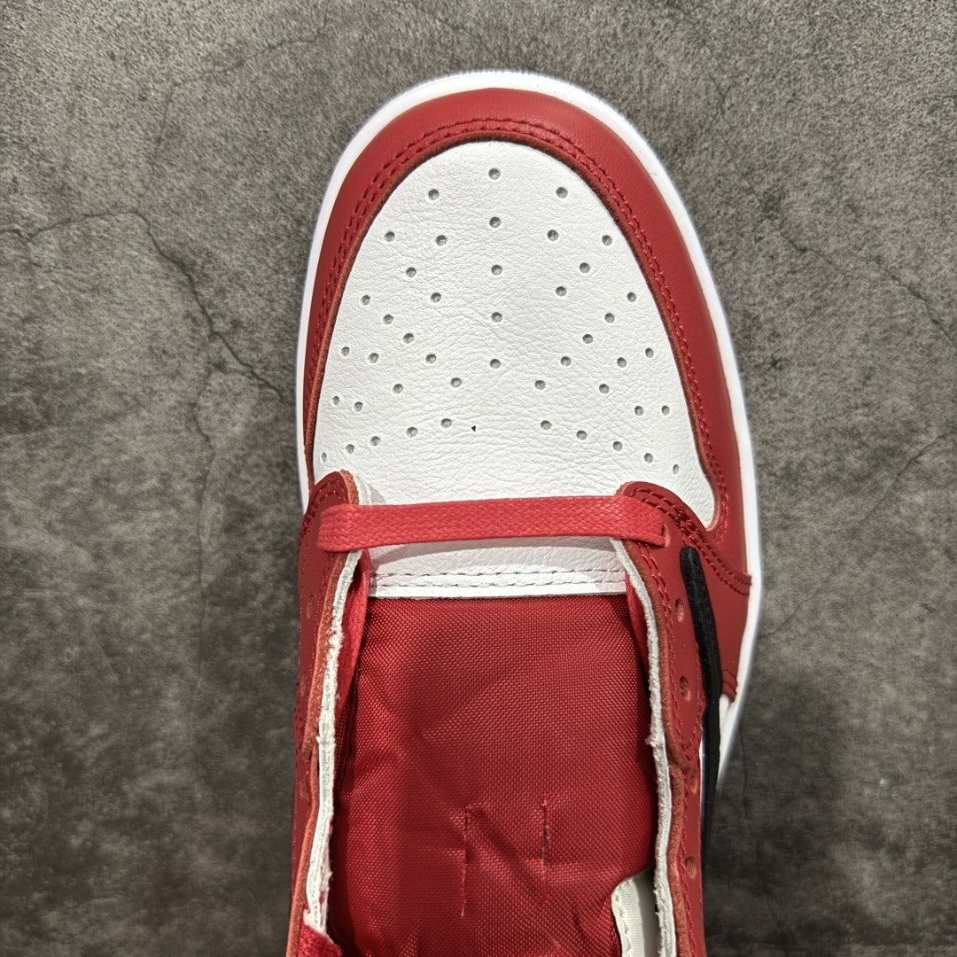 Jordan Sneakers SH528223