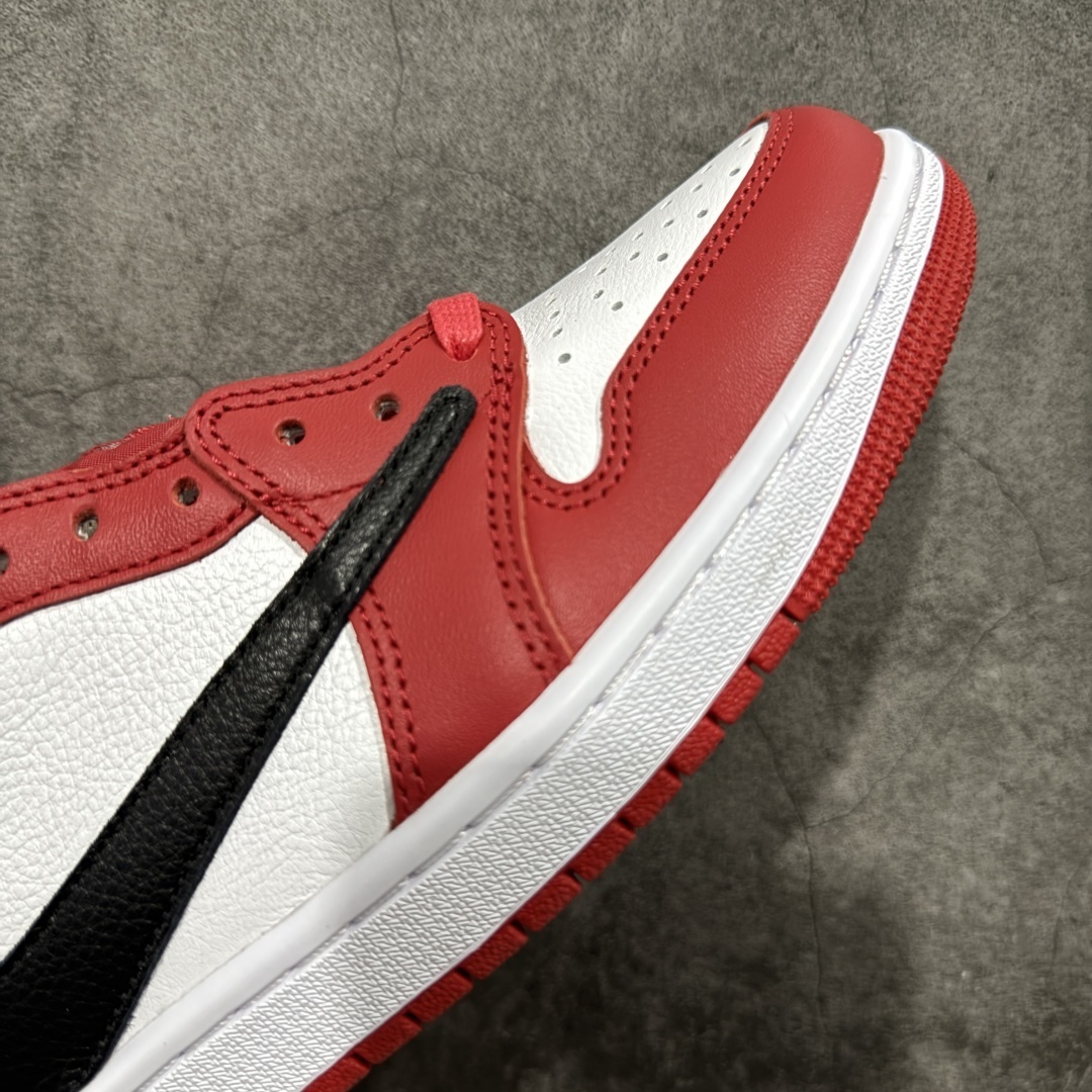 Jordan Sneakers SH528223