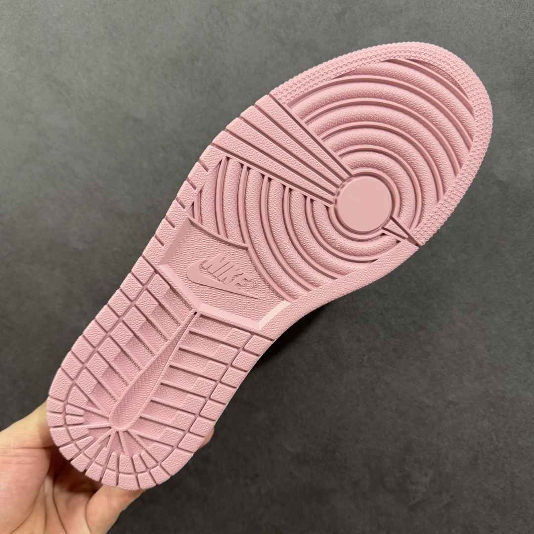Jordan Sneakers SH528230