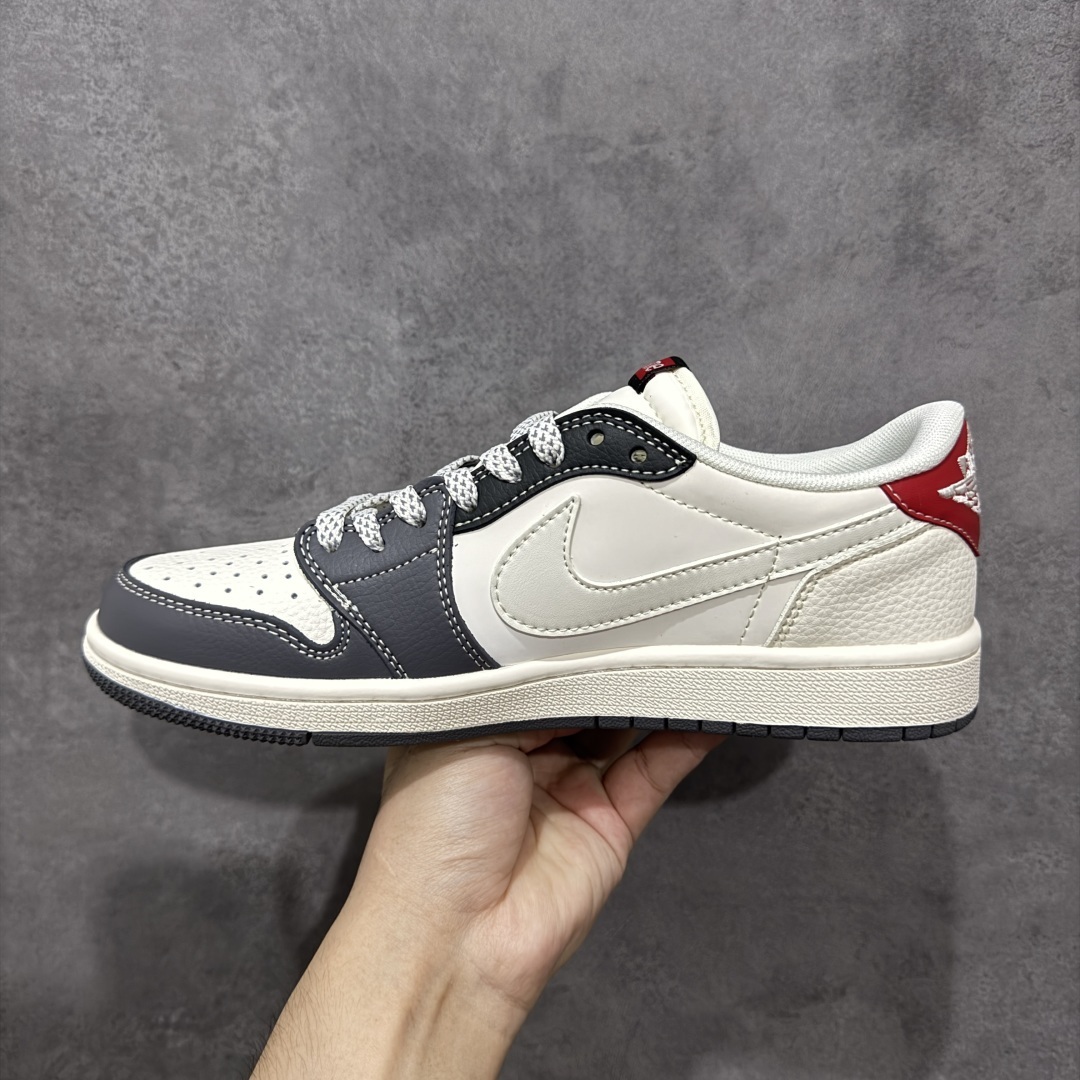 Jordan Sneakers SH528237