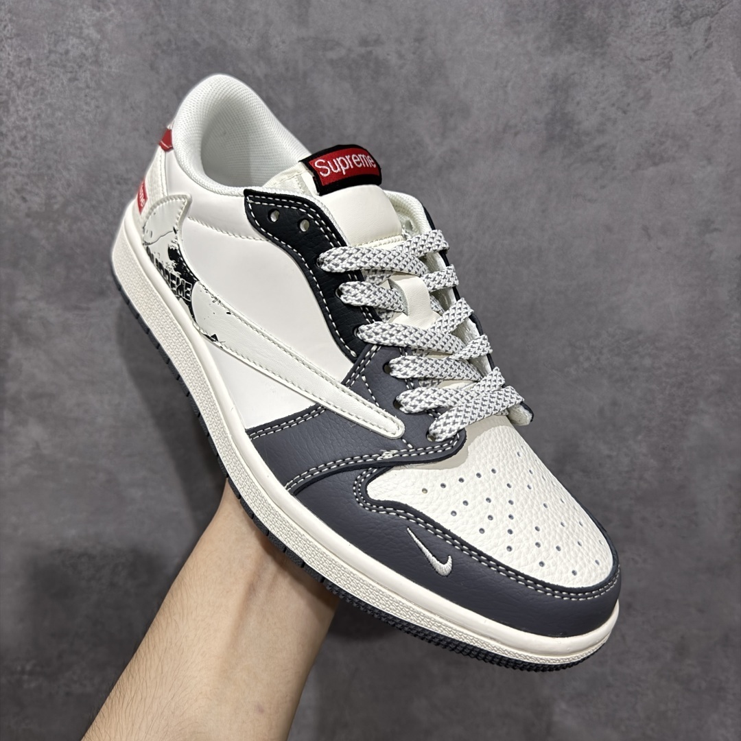 Jordan Sneakers SH528237