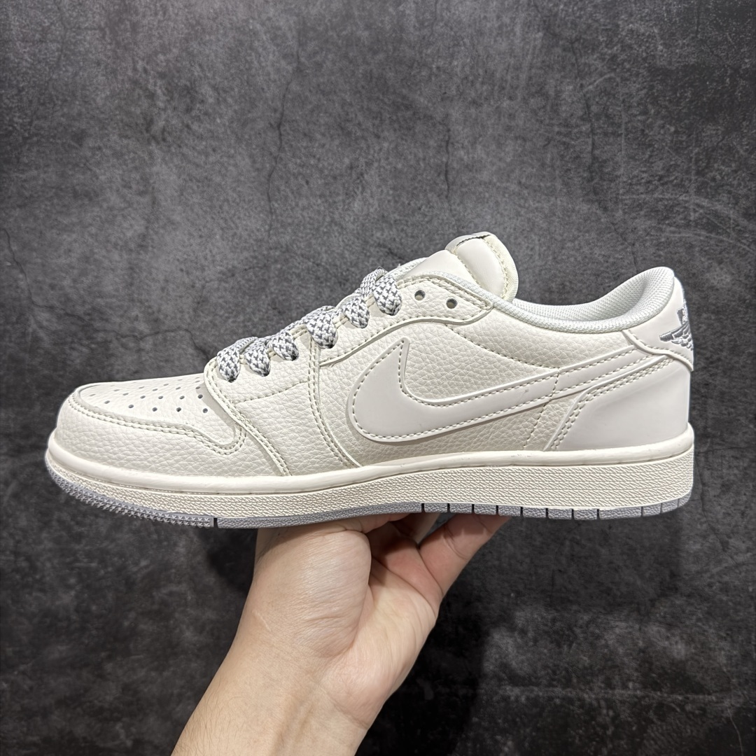 Jordan Sneakers SH528238