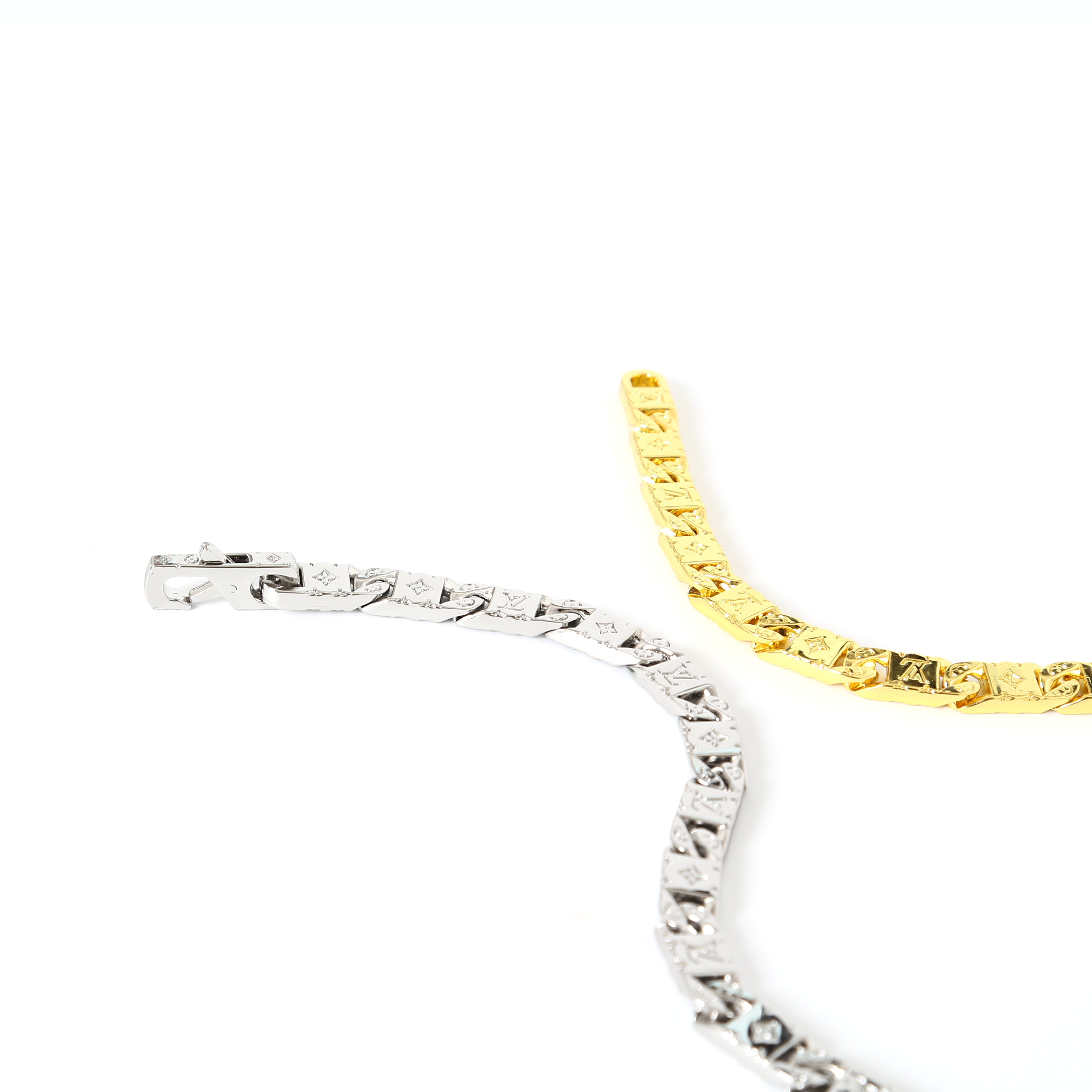 Louis Vuitton Accessories SL0019