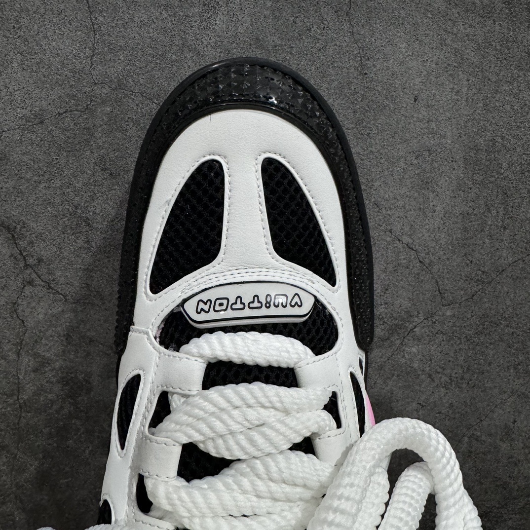 Louis Vuitton Sneakers SH528108