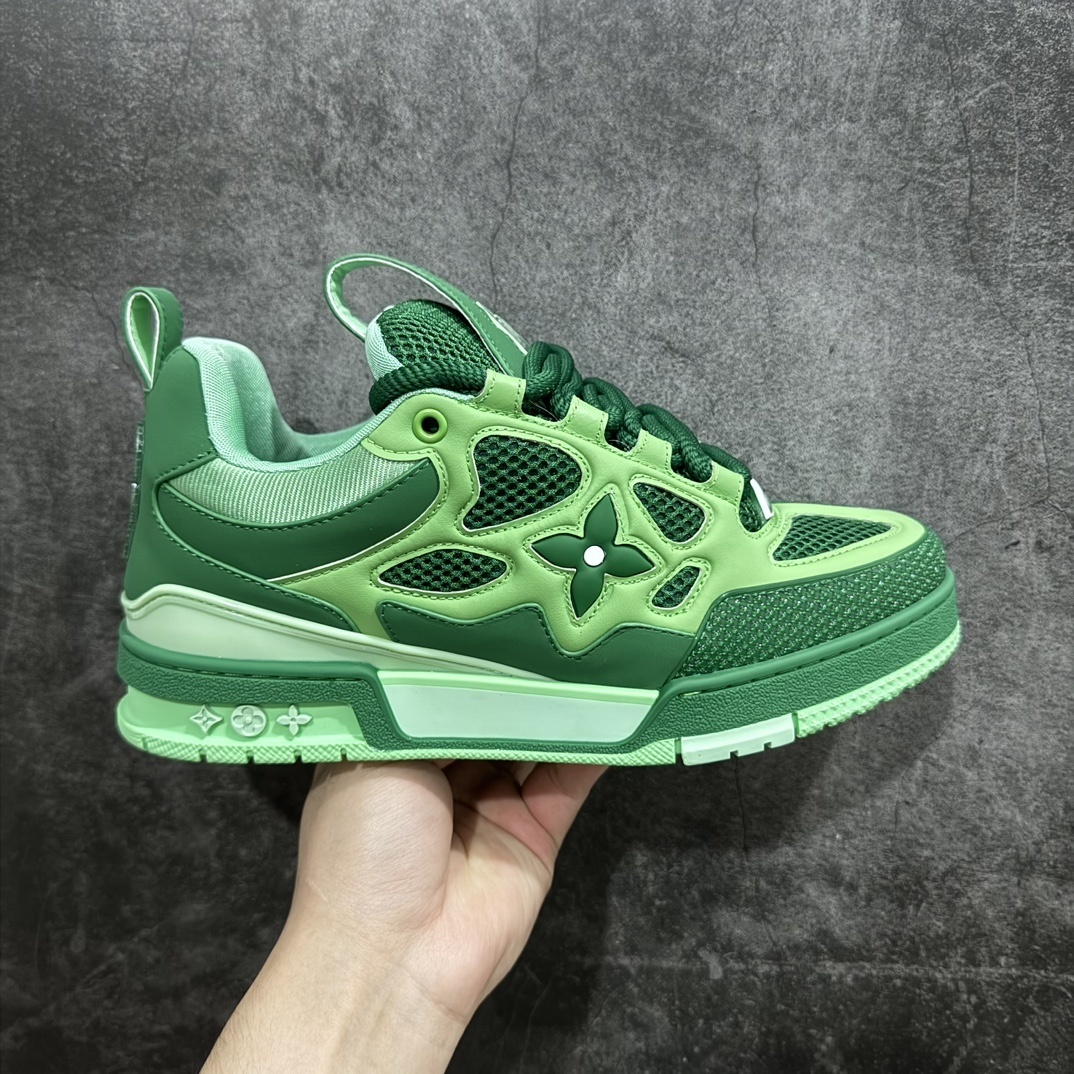 Louis Vuitton Sneakers SH528105