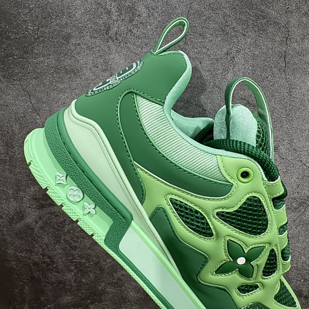 Louis Vuitton Sneakers SH528105