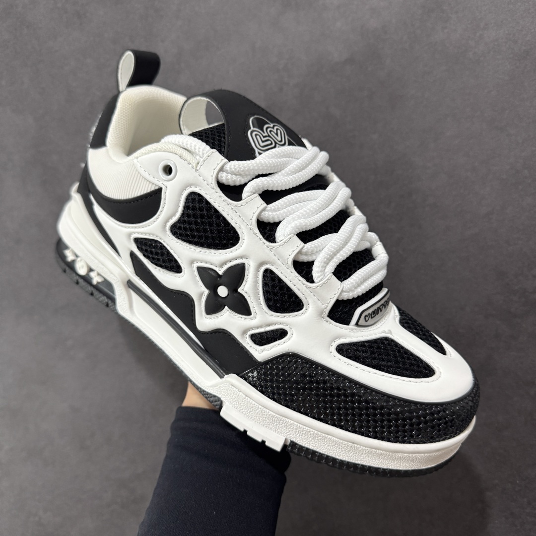 Louis Vuitton Sneakers SH528103