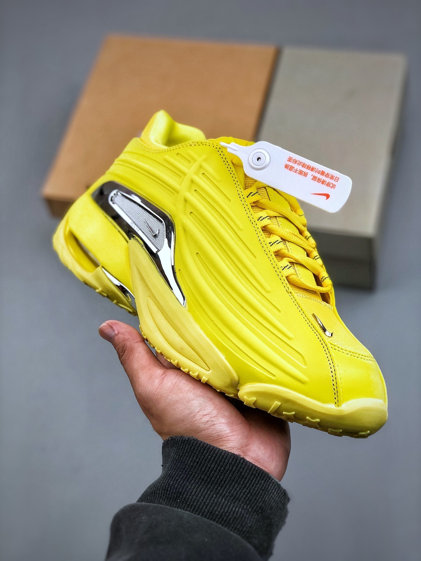 Nike Sneakers SH528001