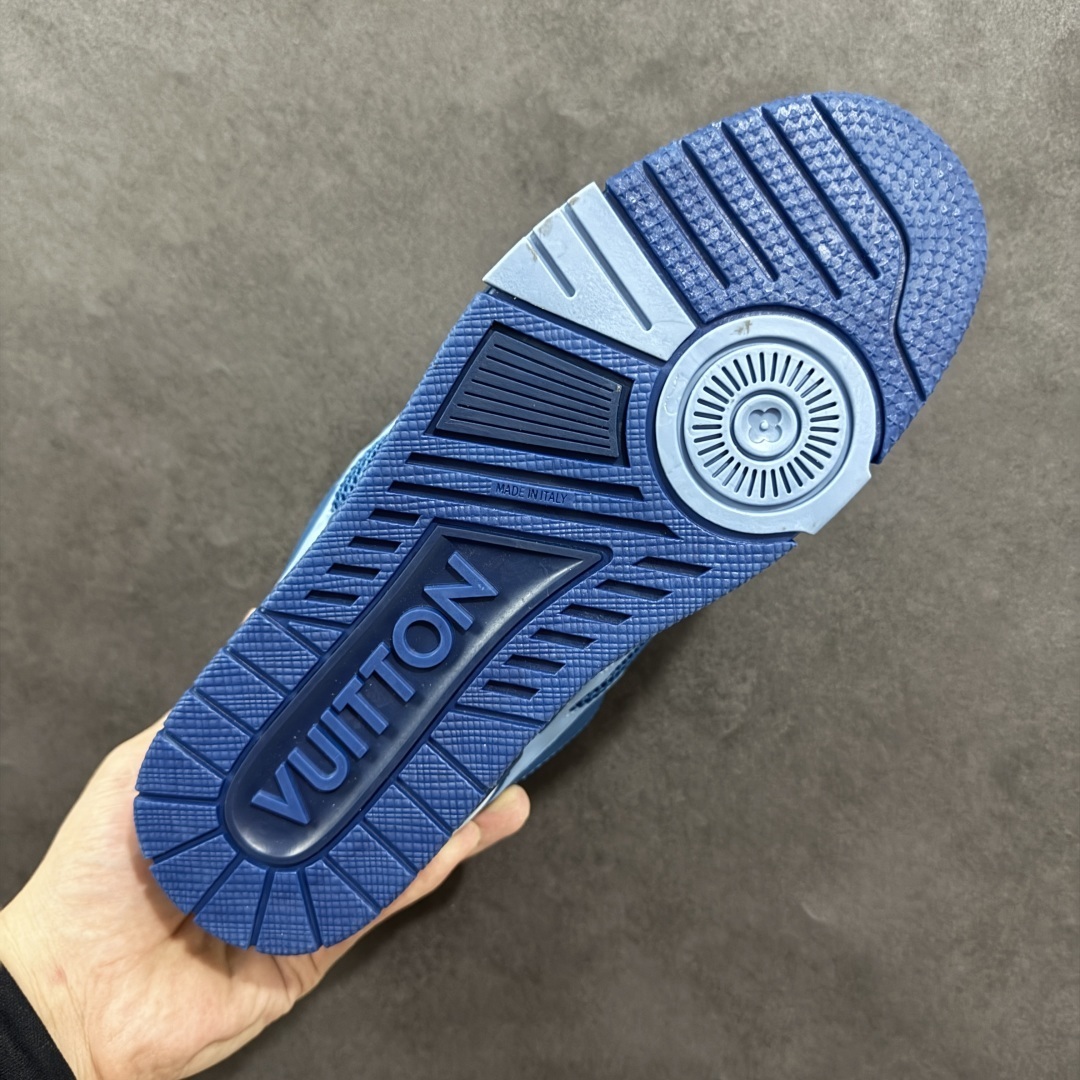 Louis Vuitton Sneakers SH528102