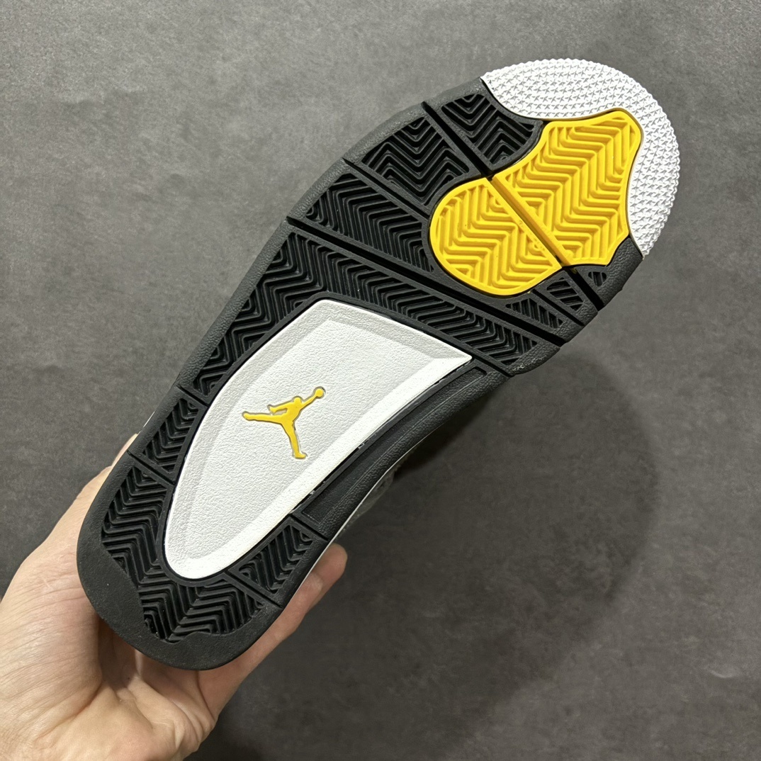 Jordan Sneakers SH528204