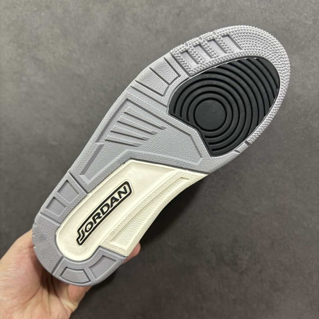 Jordan Sneakers SH528249
