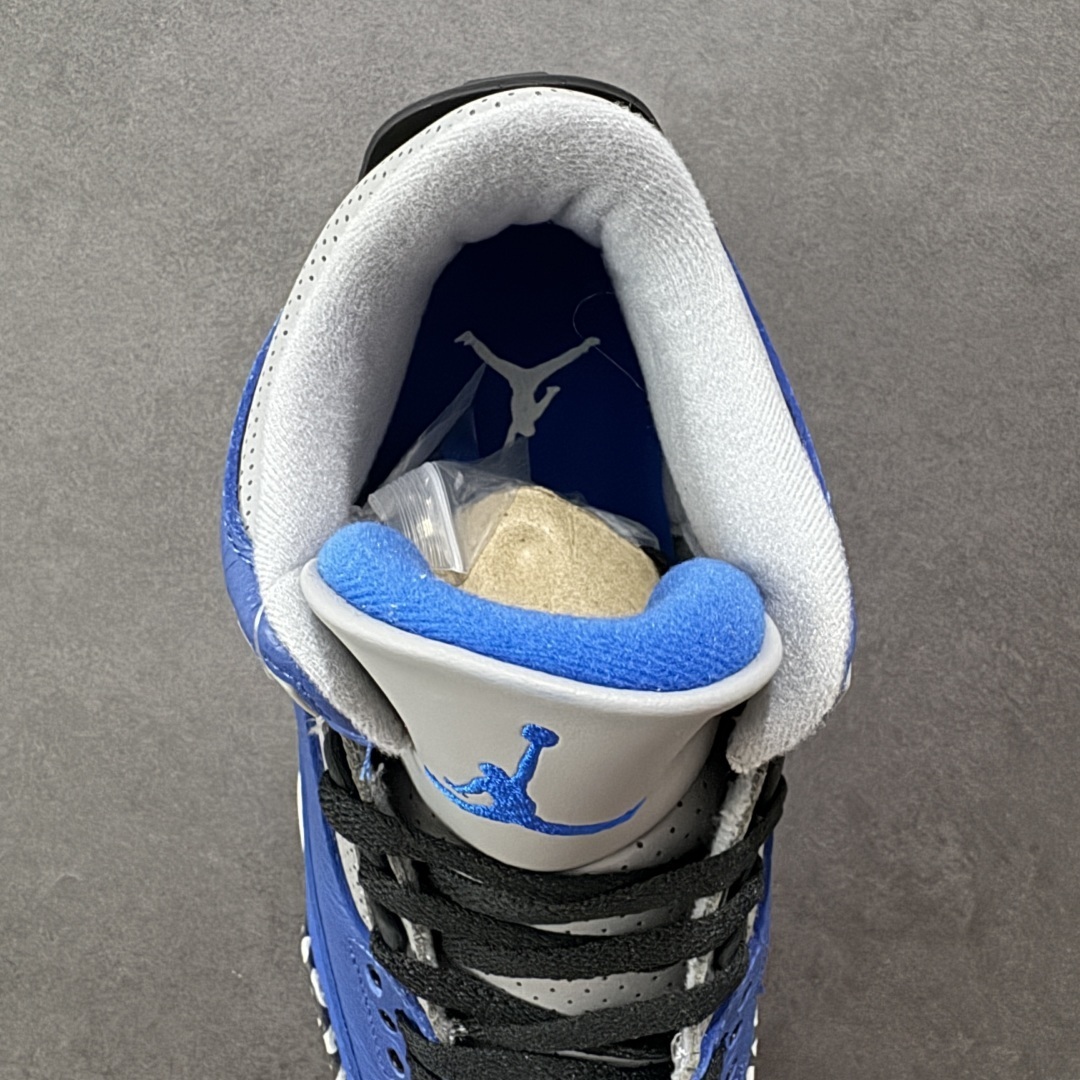 Jordan Sneakers SH528271