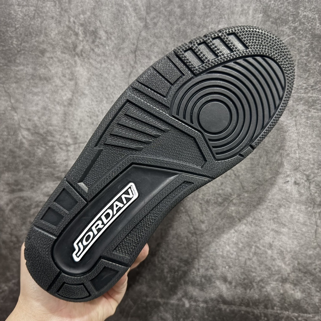 Jordan Sneakers SH528281