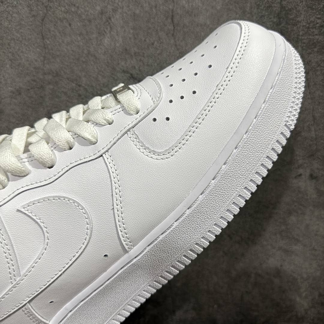 Nike Sneakers T538011