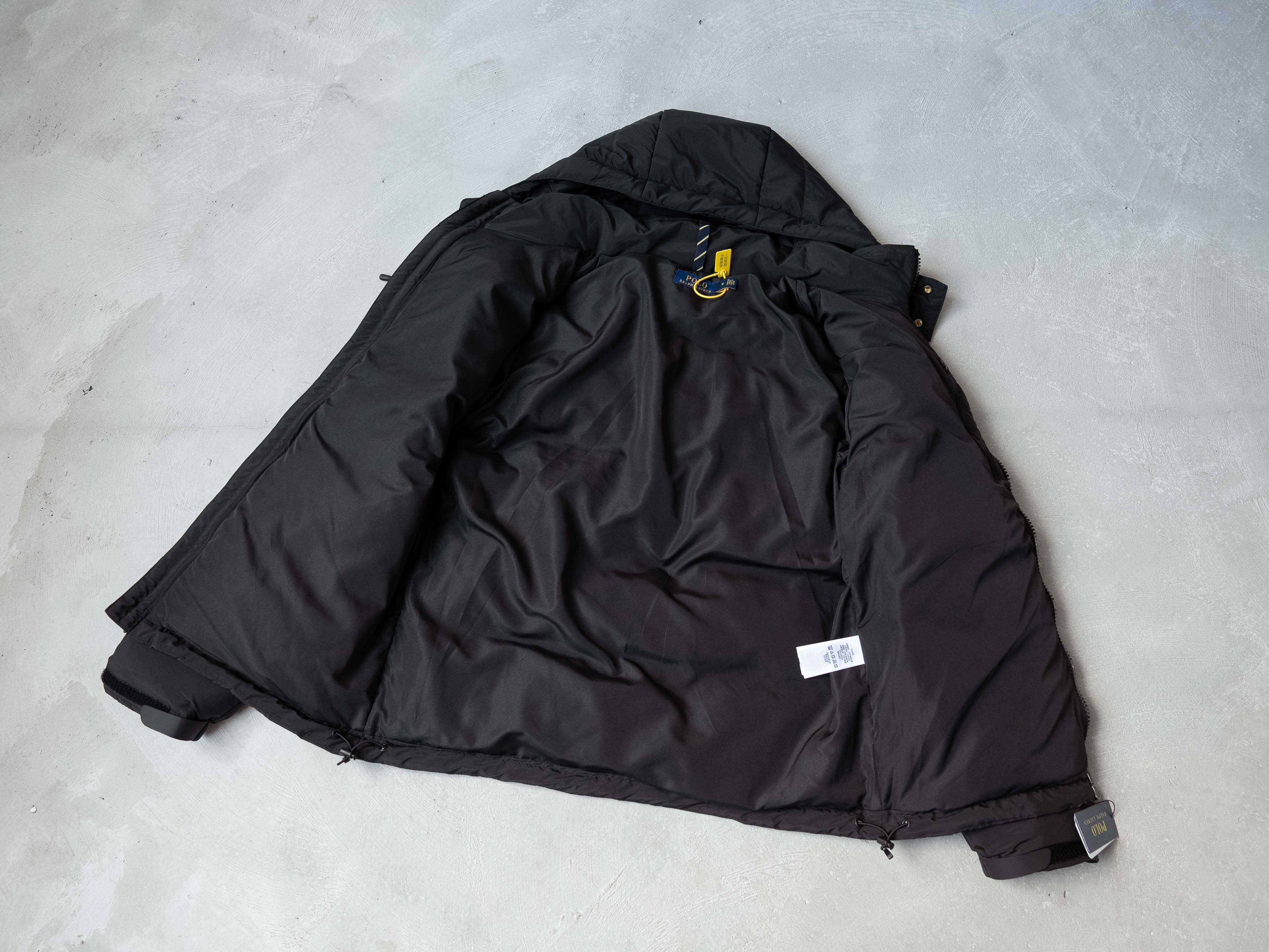 哑光面连帽羽绒服-拉 528015