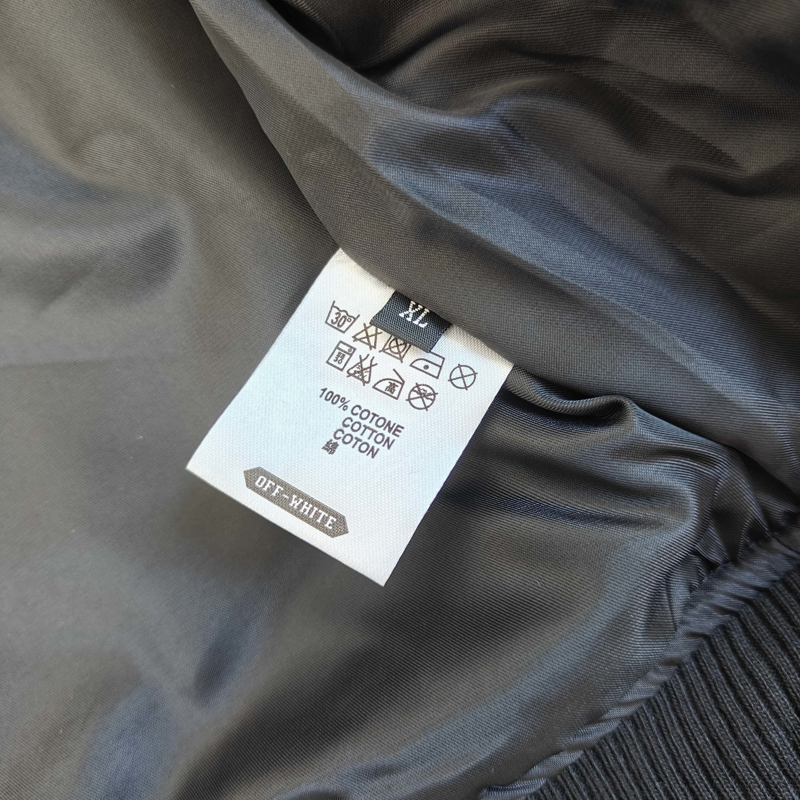黑白拼接棒球服夹克外套 - 白 528833（ZN）