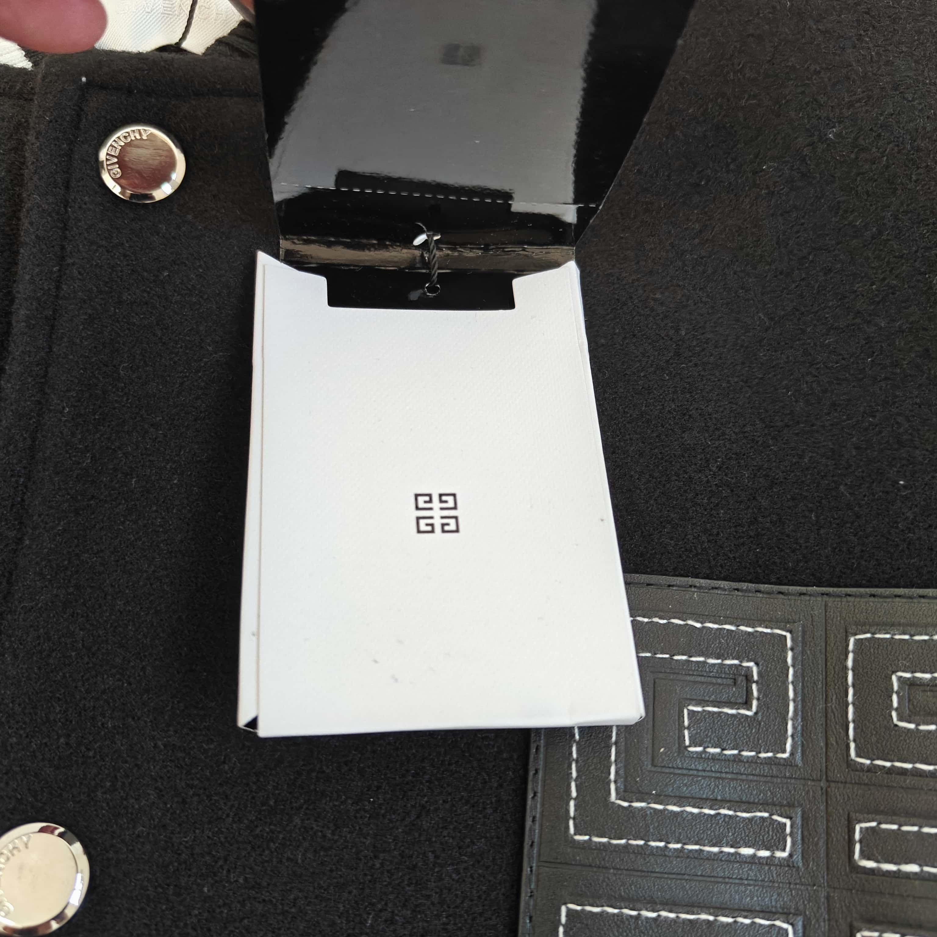 黑色拼接棒球服夹克外套 - 记 528837（ZN）