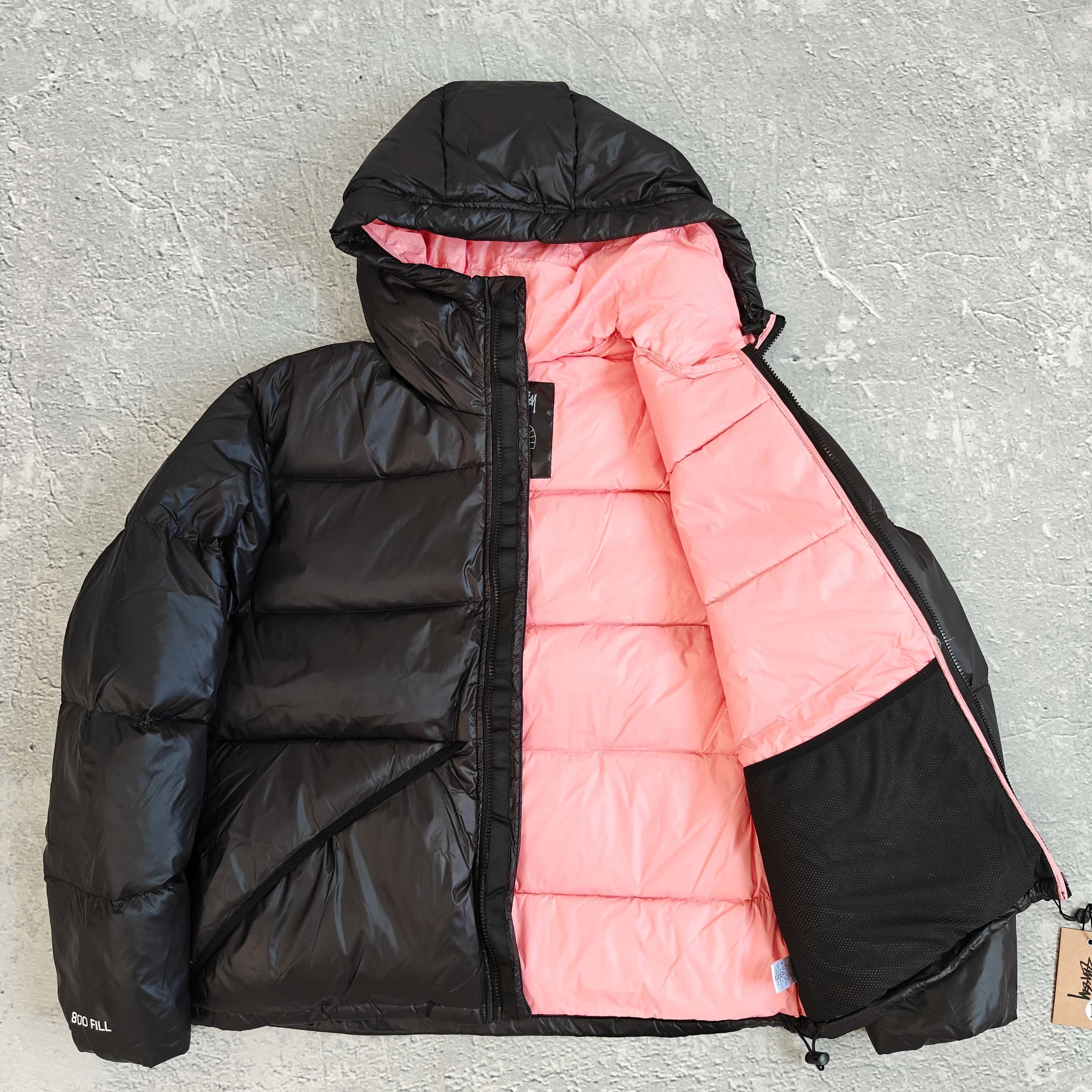 内里粉色黑连帽羽绒服-西 528978 （YF）