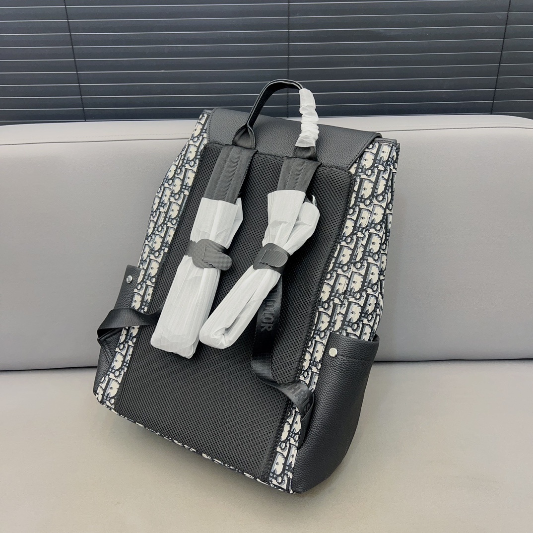 Dior Bag BG868045